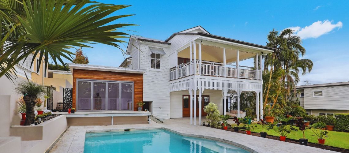 Is Being a Real Estate Agent Hard featured image
